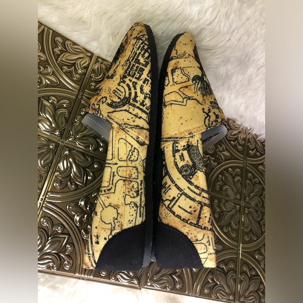 Warner Bros. Harry Potter Themed Women's Loafers - Tan and Black L 10/11 - Picture 14 of 16